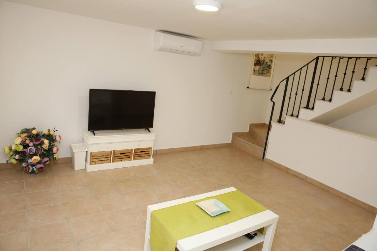 Holiday Home Yan With Bay View Βόντιτσε Εξωτερικό φωτογραφία